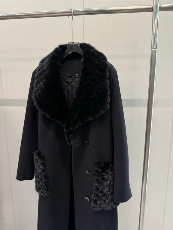 Maxmara mid-length cashmere coat